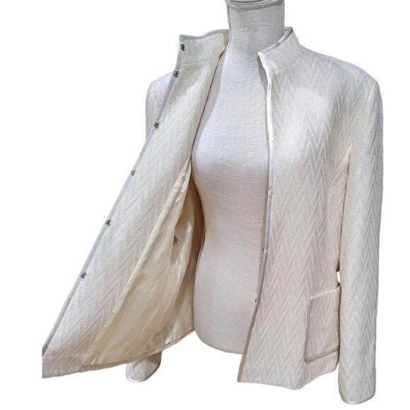 Anne Klein Women's Ivory Viscose & Wool Blend Textured Jacket Size 14 - Picture 7 of 12